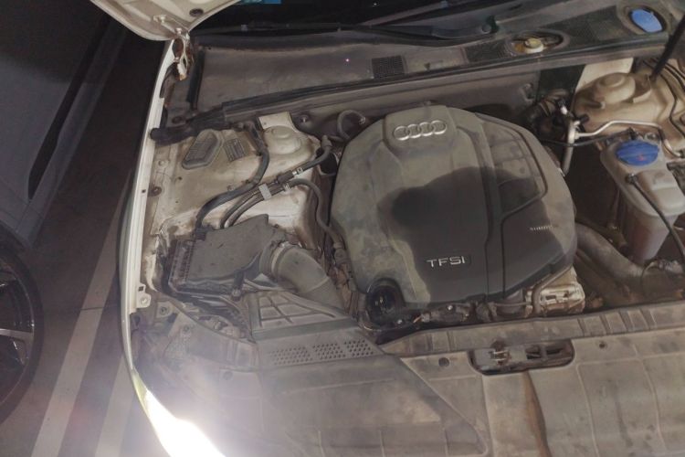 Used Audi A4L 2015 35 TFSI Automatic Standard Model Engine Bay Right