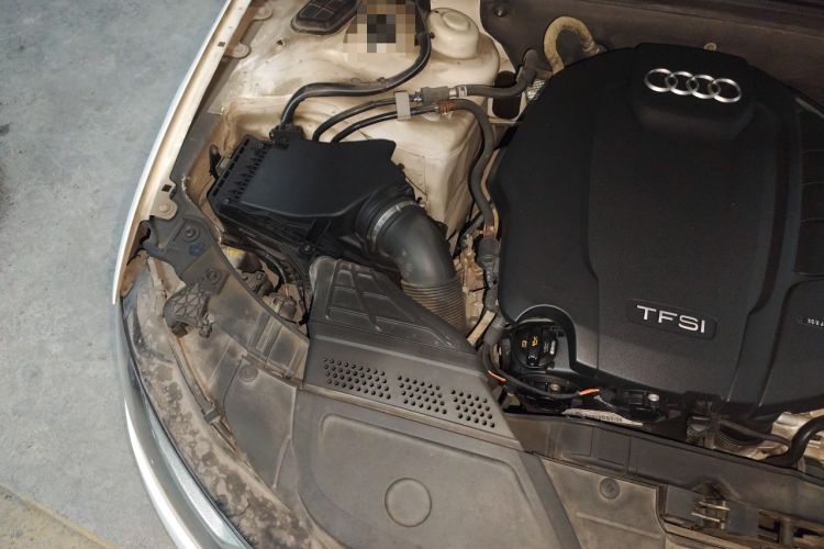 Used Audi A4L 2015 35 TFSI Automatic Standard Model Engine Bay Right