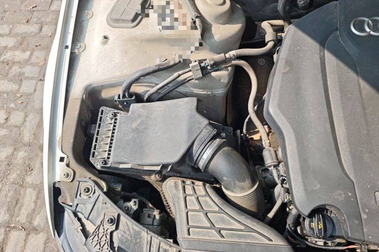 Used Audi A4L 2015 35 TFSI Automatic Standard Model Engine Bay Right