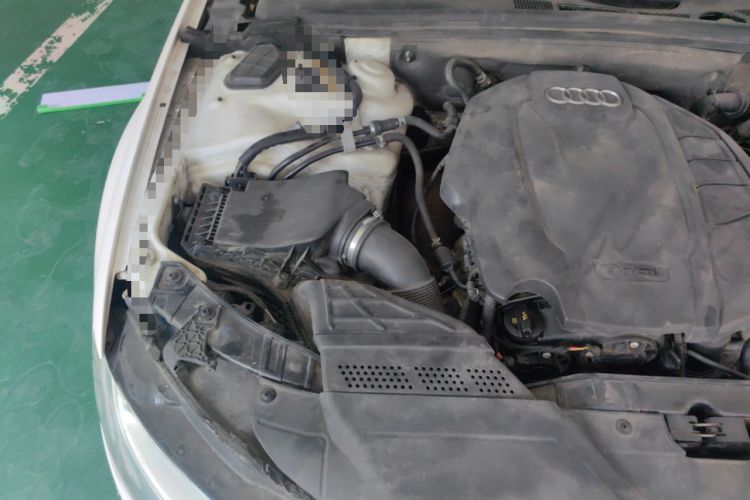 Used Audi A4L 2015 35 TFSI Automatic Standard Model Engine Bay Right