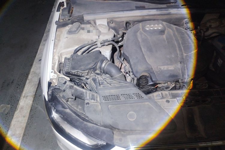 Used Audi A4L 2015 35 TFSI Automatic Standard Model Engine Bay Right