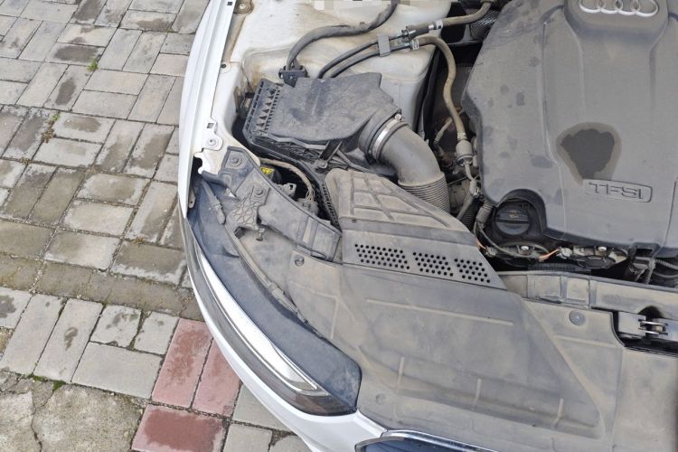 Used Audi A4L 2015 35 TFSI Automatic Standard Model Engine Bay Right