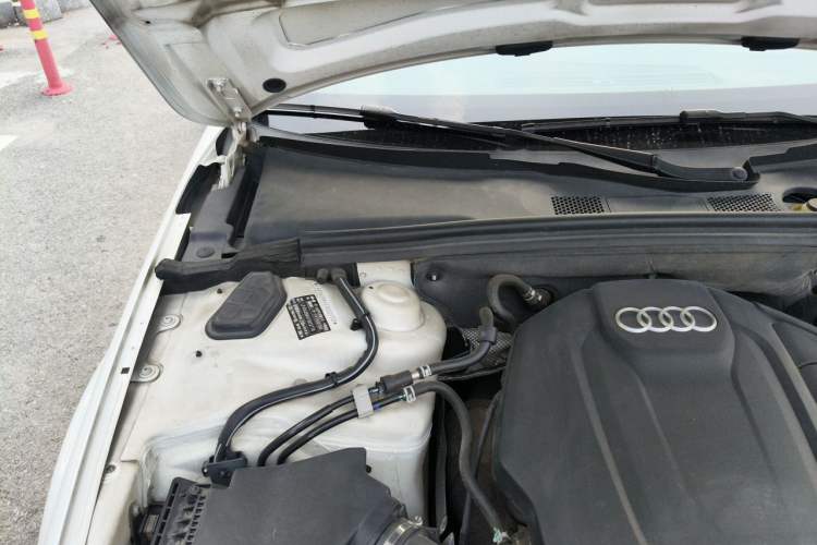 Used Audi A4L 2015 45 TFSI quattro Individual Sport Edition Engine Bay Right
