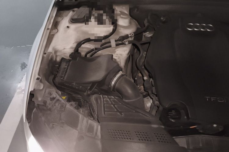 Used Audi A4L 2015 35 TFSI Automatic Comfort Model Engine Bay Right