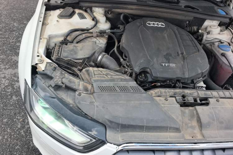 Used Audi A4L 2015 35 TFSI Automatic Technology Model Engine Bay Right