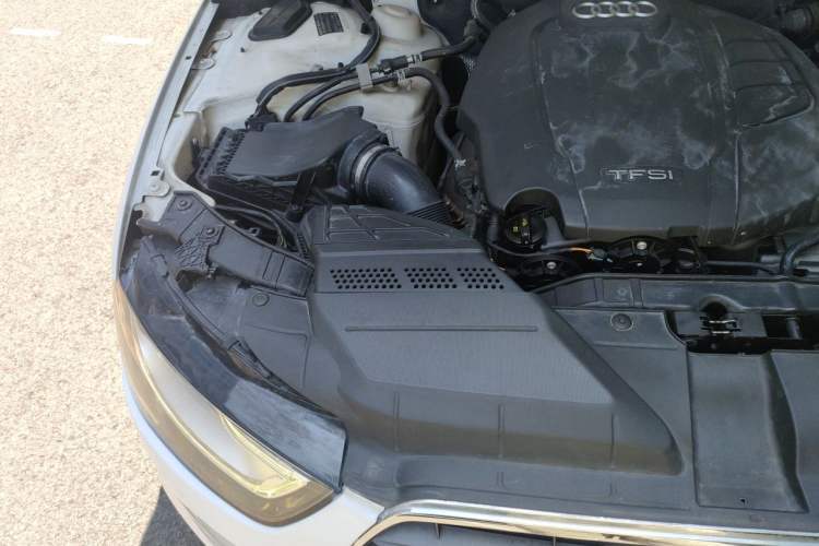 Used Audi A4L 2015 35 TFSI Automatic Standard Model Engine Bay Right