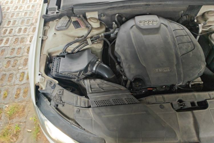 Used Audi A4L 2015 35 TFSI Automatic Comfort Model Engine Bay Right