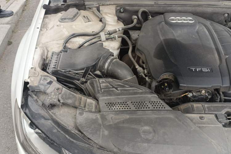 Used Audi A4L 2015 35 TFSI Automatic Standard Model Engine Bay Right