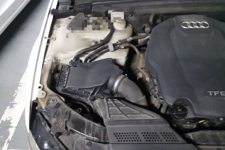 Used Audi A4L 2015 35 TFSI Automatic Comfort Model Engine Bay Right