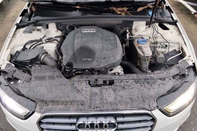 Used Audi A4L 2015 35 TFSI Automatic Standard Model Engine Bay