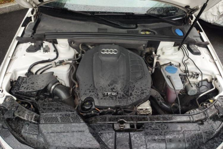Used Audi A4L 2015 35 TFSI Automatic Luxury Edition Engine Bay