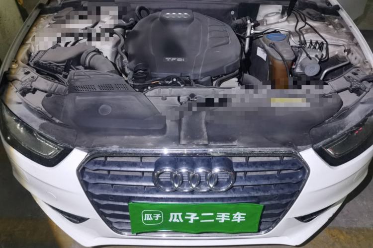 Used Audi A4L 2015 35 TFSI Automatic Standard Model Engine Bay