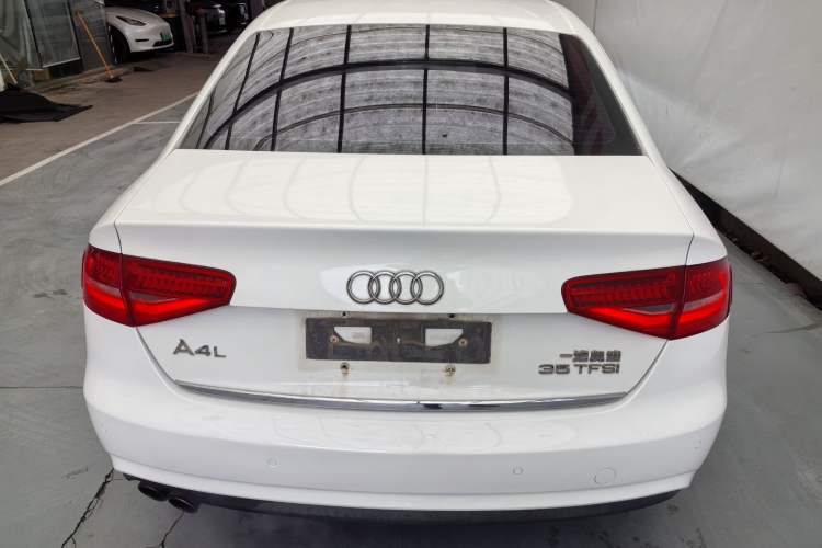 Used Audi A4L 2015 35 TFSI Automatic Standard Model Exterior 10