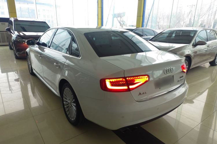 Used Audi A4L 2015 35 TFSI Automatic Comfort Model Exterior 2