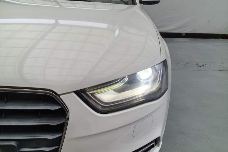 Used Audi A4L 2015 35 TFSI Automatic Standard Model Exterior 2