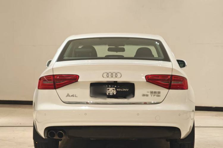 Used Audi A4L 2015 35 TFSI Automatic Standard Model Exterior 2