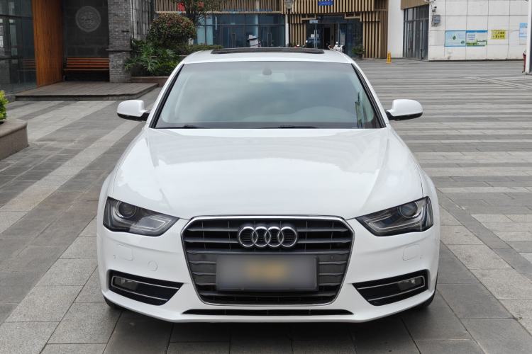 Used Audi A4L 2015 35 TFSI Automatic Standard Model Exterior 2