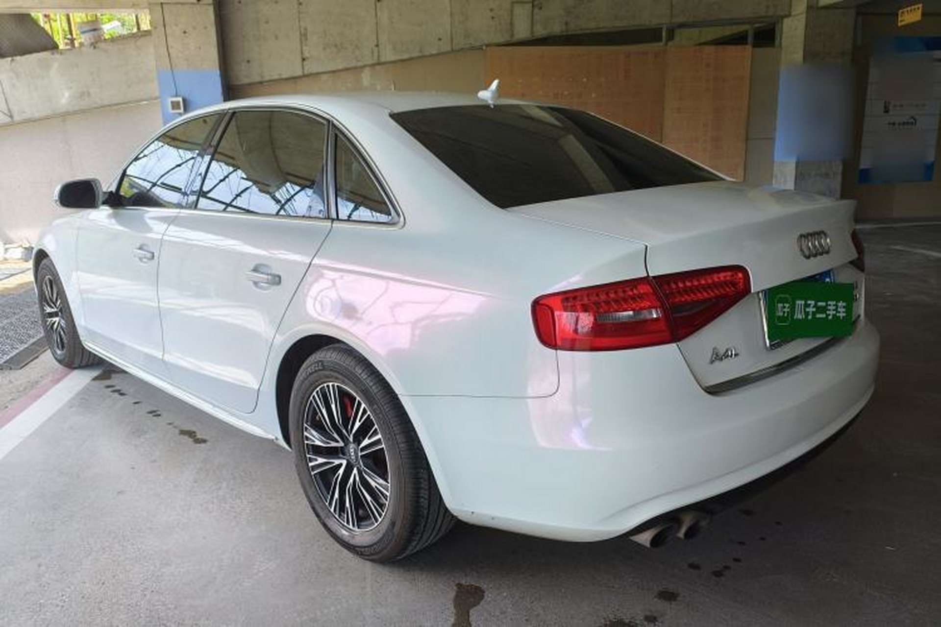 Used Audi A4L 2015 35 TFSI Automatic Standard Model Exterior 4
