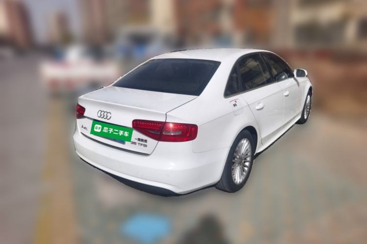 Used Audi A4L 2015 35 TFSI Automatic Comfort Model Exterior 5