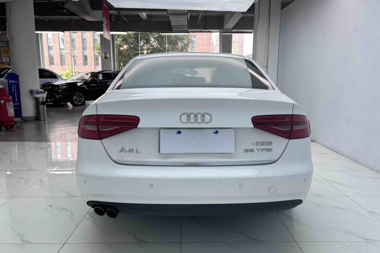 Used Audi A4L 2015 35 TFSI Automatic Comfort Model Exterior 5