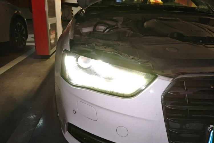 Used Audi A4L 2015 35 TFSI Automatic Comfort Model Exterior 6