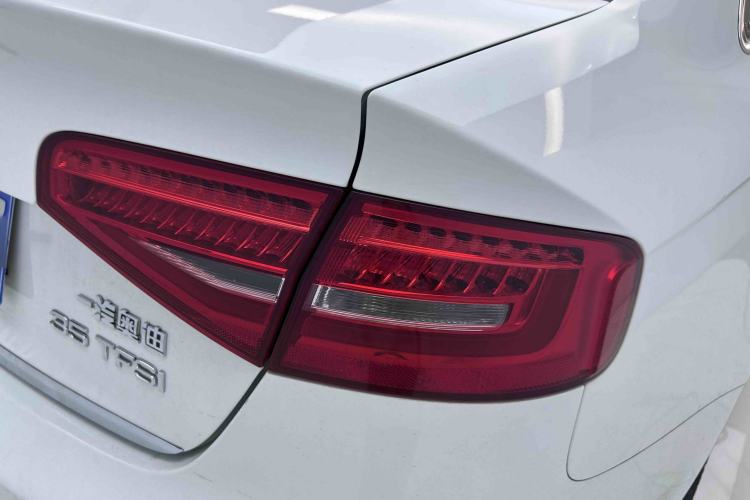 Used Audi A4L 2015 35 TFSI Automatic Comfort Model Exterior 7