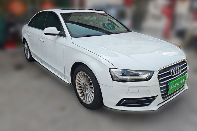 Used Audi A4L 2015 35 TFSI Automatic Comfort Model Front Right 45 Deg