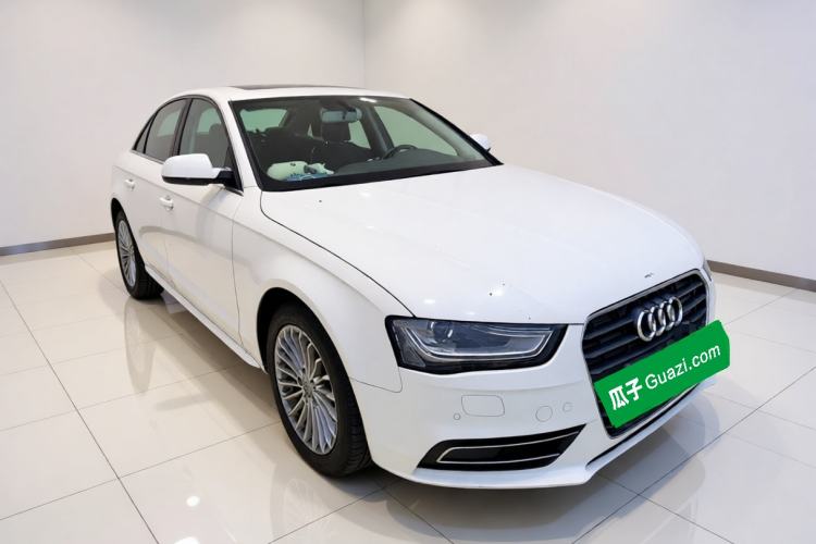 Used Audi A4L 2015 35 TFSI Automatic Comfort Model Front Right 45 Deg