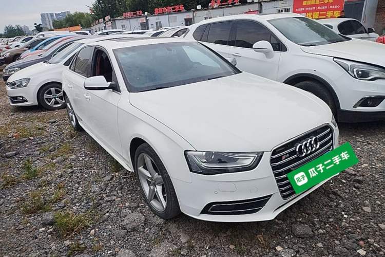 Used Audi A4L 2015 35 TFSI Automatic Standard Model Front Right 45 Deg