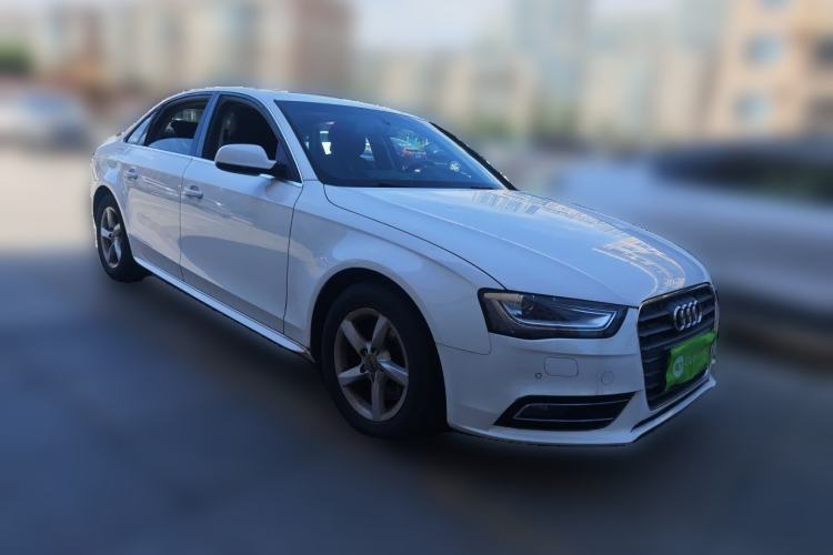 Used Audi A4L 2015 35 TFSI Automatic Standard Model Front Right 45 Deg