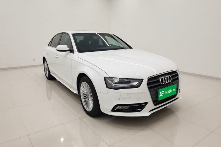 Used Audi A4L 2015 35 TFSI Automatic Comfort Model Front Right 45 Deg