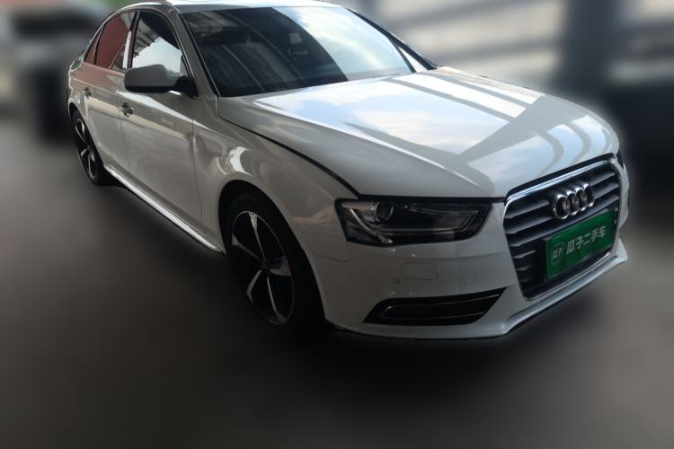 Used Audi A4L 2015 35 TFSI Automatic Comfort Model Front Right 45 Deg