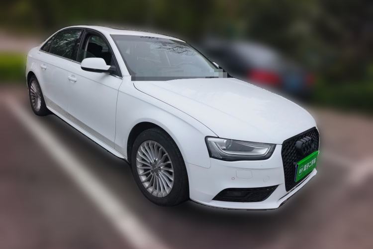 Used Audi A4L 2015 35 TFSI Automatic Comfort Model Front Right 45 Deg