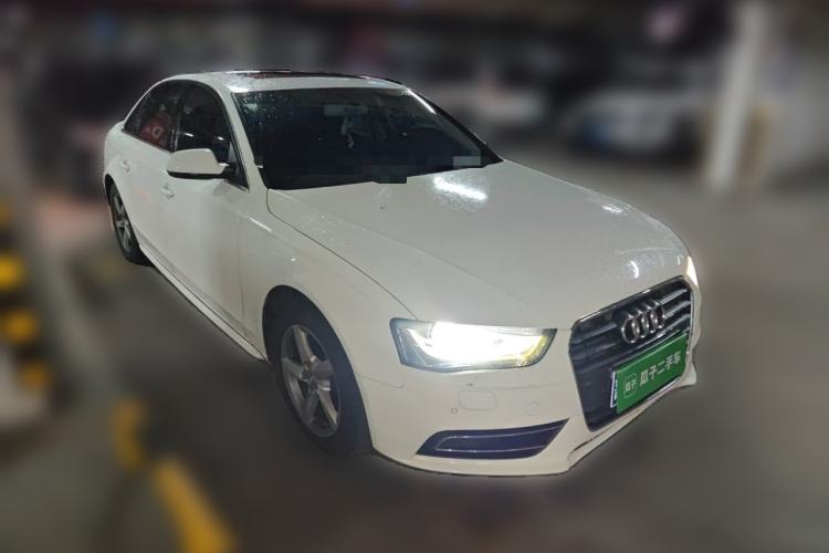Used Audi A4L  Front Right 45 Deg