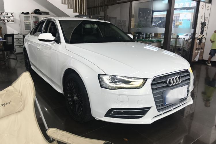 Used Audi A4L 2015 35 TFSI Automatic Comfort Model Front Right 45 Deg