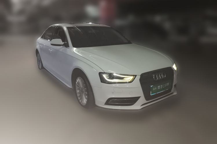 Used Audi A4L 2015 35 TFSI Automatic Comfort Model Front Right 45 Deg