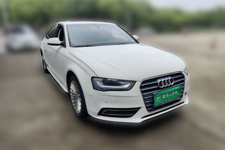 Used Audi A4L 2015 35 TFSI Automatic Comfort Model Front Right 45 Deg