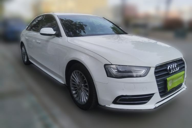 Used Audi A4L 2015 35 TFSI Automatic Comfort Model Front Right 45 Deg