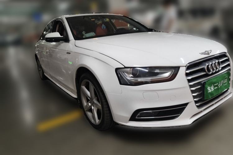 Used Audi A4L 2015 35 TFSI Automatic Standard Model Front Right 45 Deg