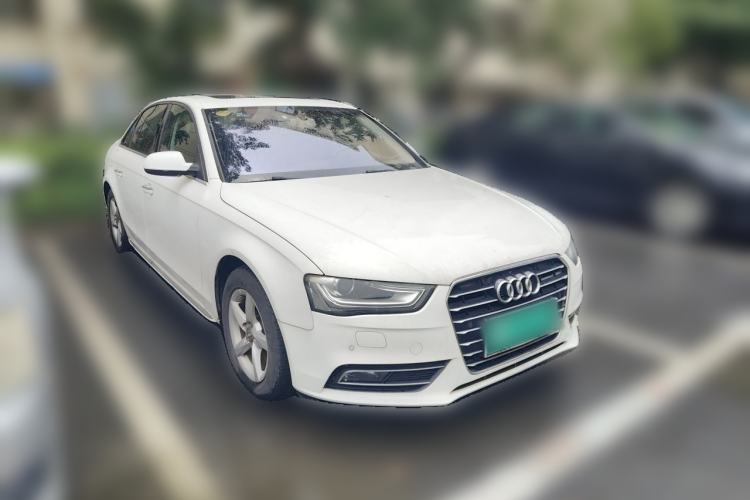 Used Audi A4L 2015 35 TFSI Automatic Standard Model Front Right 45 Deg