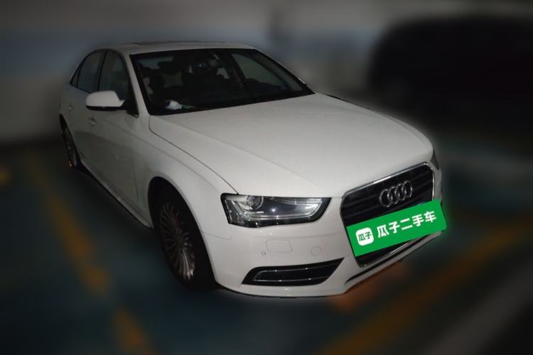Used Audi A4L 2015 35 TFSI Automatic Comfort Model Front Right 45 Deg