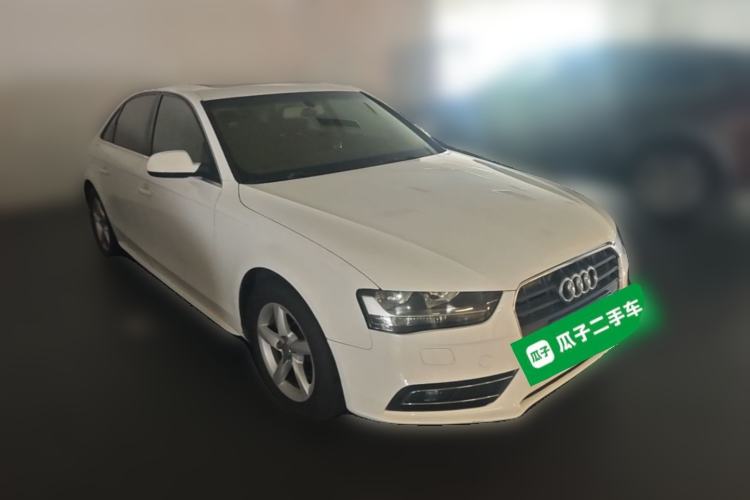 Used Audi A4L 2015 30 TFSI Automatic Comfort Model Front Right 45 Deg