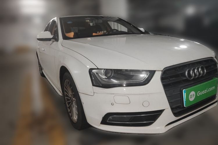 Used Audi A4L 2015 35 TFSI Automatic Comfort Model Front Right 45 Deg