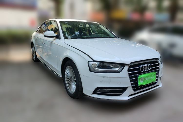 Used Audi A4L 2015 35 TFSI Automatic Standard Model Front Right 45 Deg