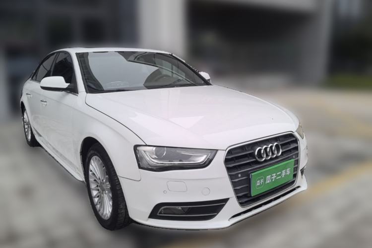 Used Audi A4L 2015 35 TFSI Automatic Comfort Model Front Right 45 Deg