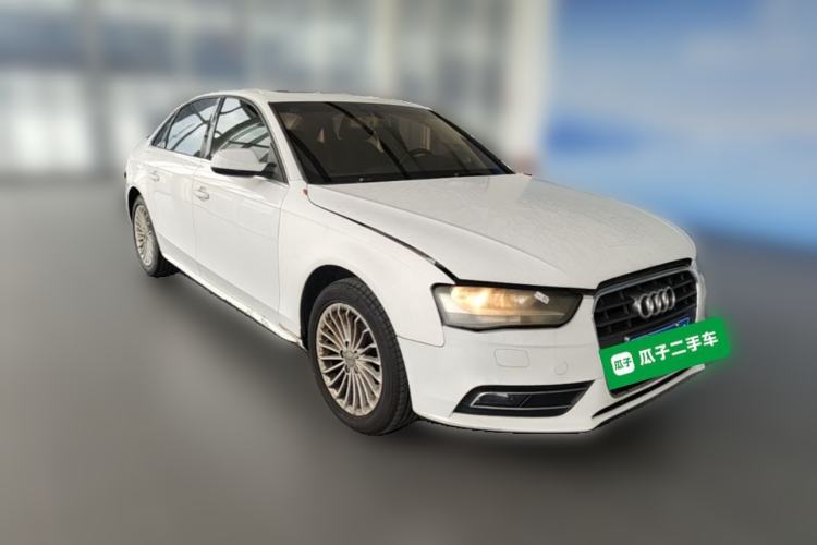 Used Audi A4L 2015 30 TFSI Automatic Comfort Model Front Right 45 Deg