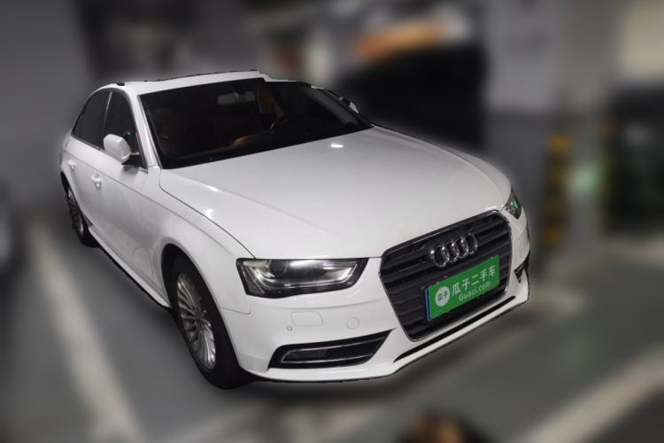 Used Audi A4L 2015 35 TFSI Automatic Comfort Model Front Right 45 Deg