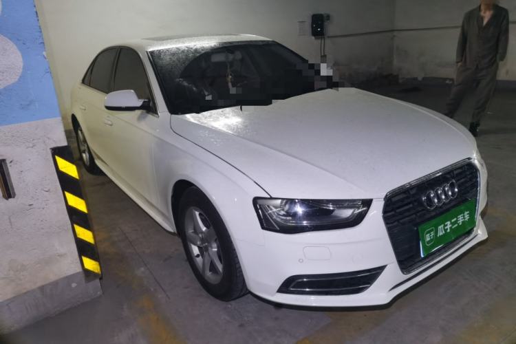 Used Audi A4L 2015 35 TFSI Automatic Standard Model Front Right 45 Deg