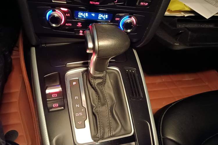 Used Audi A4L 2015 35 TFSI Millionth Anniversary Intelligent Edition Gear Lever