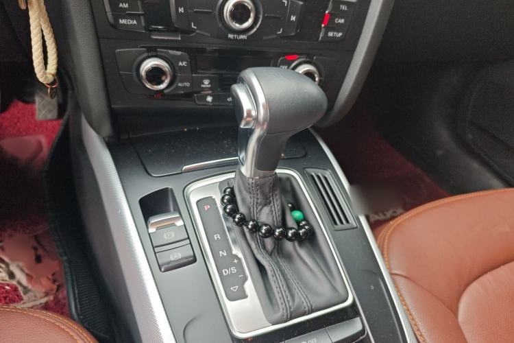 Used Audi A4L 2015 35 TFSI Automatic Standard Model Gear Lever